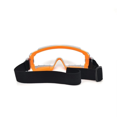 Doppel-Schimmel-Sicherheitsbrille, die zusätzliche Nebelkontrolle und Belüftung mit einer schlagfesten Linse bietet
